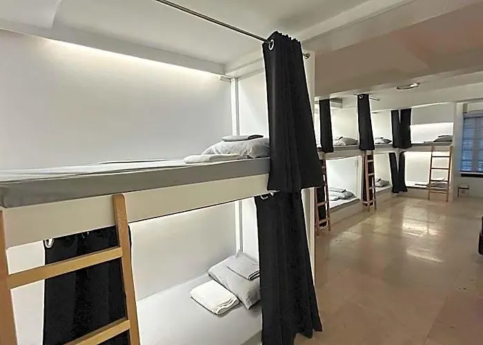 Hotel Gateway - Near Naia Airport Manila