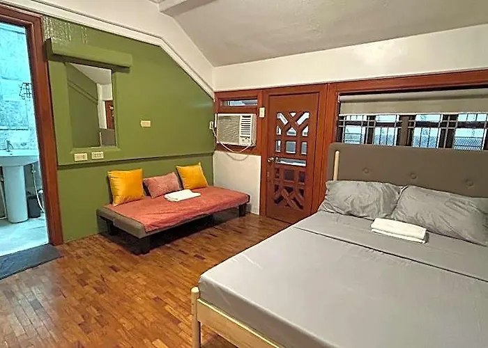 Gateway - Near Naia Airport 2*